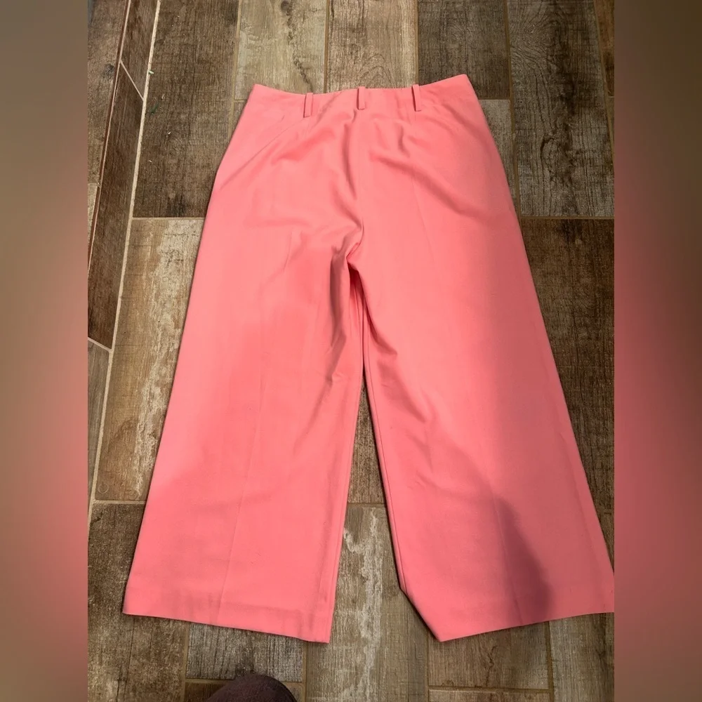 Trina Turk Vibrant Pink Cropped Wide-Leg Pants - Picture 11 of 12